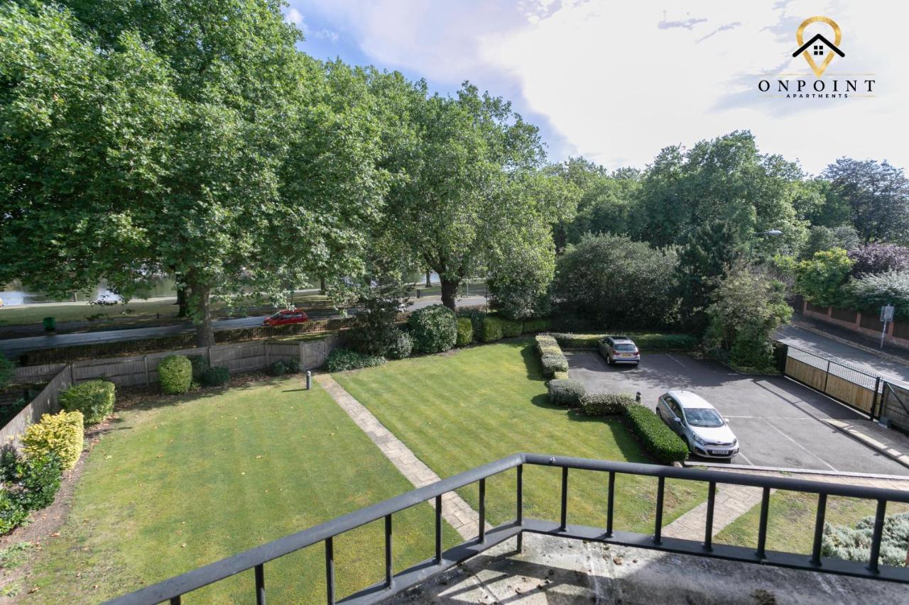 ✰Onpoint -Large 2 Bedroom Apt With Parking!✰ นอตติงแฮม ภายนอก รูปภาพ